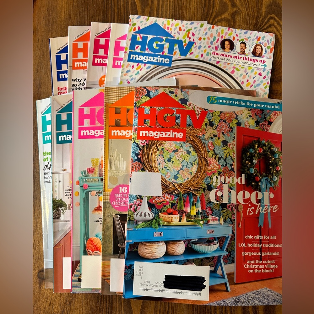 HGTV magazines. Complete 2021. 10 issues. EUC.